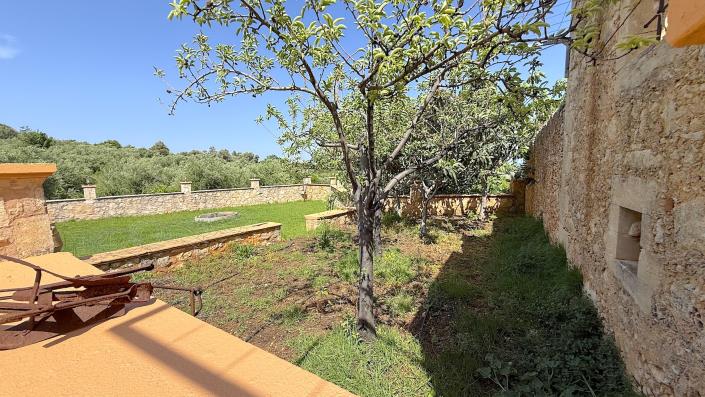 Image No.14-4 Bed Villa / Detached for sale