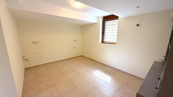 Image No.28-4 Bed Villa / Detached for sale