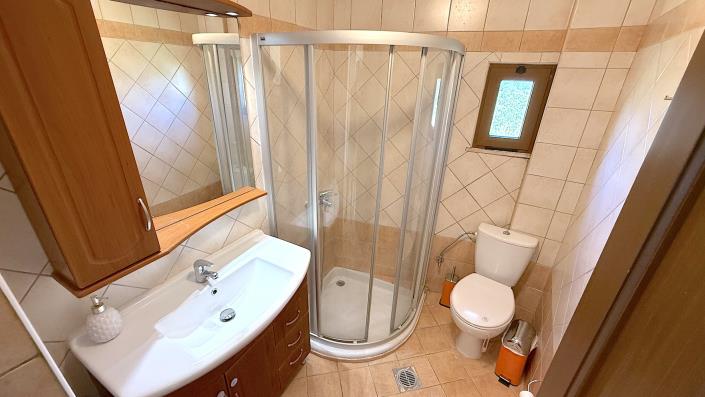 Image No.37-4 Bed Villa / Detached for sale