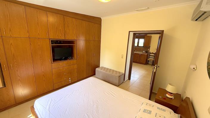 Image No.44-4 Bed Villa / Detached for sale