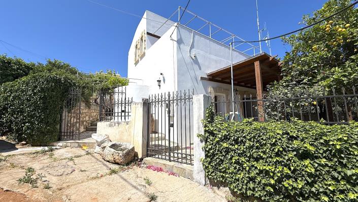 Image No.4-3 Bed Village House for sale