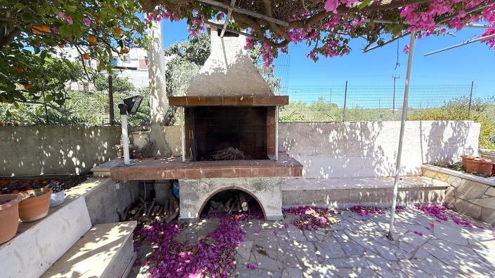 Image No.7-3 Bed Village House for sale