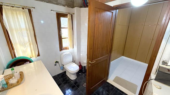 Image No.30-3 Bed Village House for sale