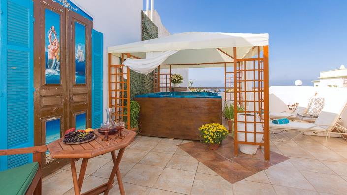 Image No.33-2 Bed Village House for sale