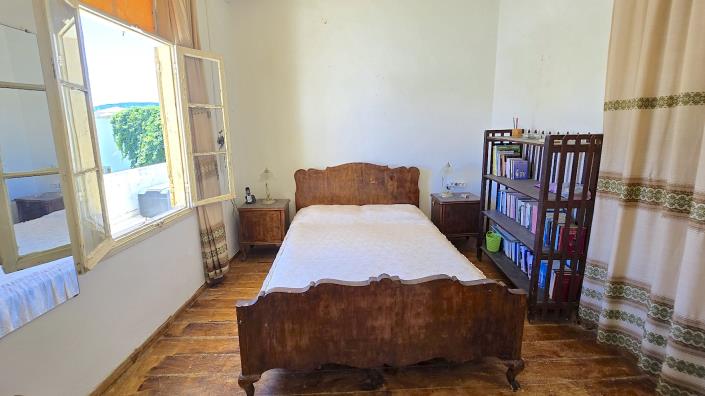 Image No.20-4 Bed Townhouse for sale