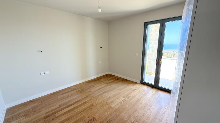 Image No.41-5 Bed Villa / Detached for sale