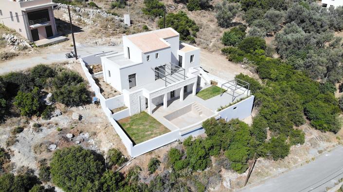 Image No.55-5 Bed Villa / Detached for sale