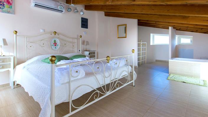 Image No.21-Villa de 4 chambres à vendre à Sfakaki