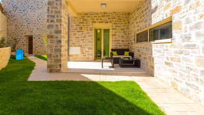 f9f56429bd719a7a018be271a12039be