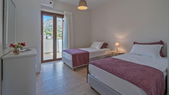 Image No.36-Villa de 7 chambres à vendre à Triopetra