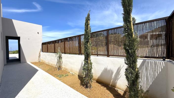 Image No.35-2 Bed Villa for sale