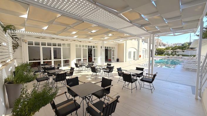 Image No.6-17 Bed Hotel for sale