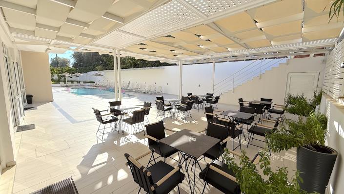 Image No.8-17 Bed Hotel for sale