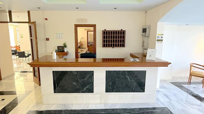 Image No.18-17 Bed Hotel for sale