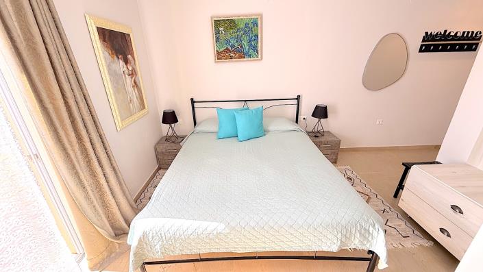 Image No.10-1 Bed Studio for sale