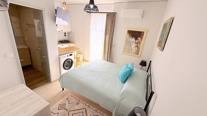 Image No.2-1 Bed Studio for sale