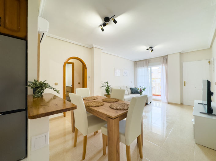 Image No.25-2 Bed Apartment for sale