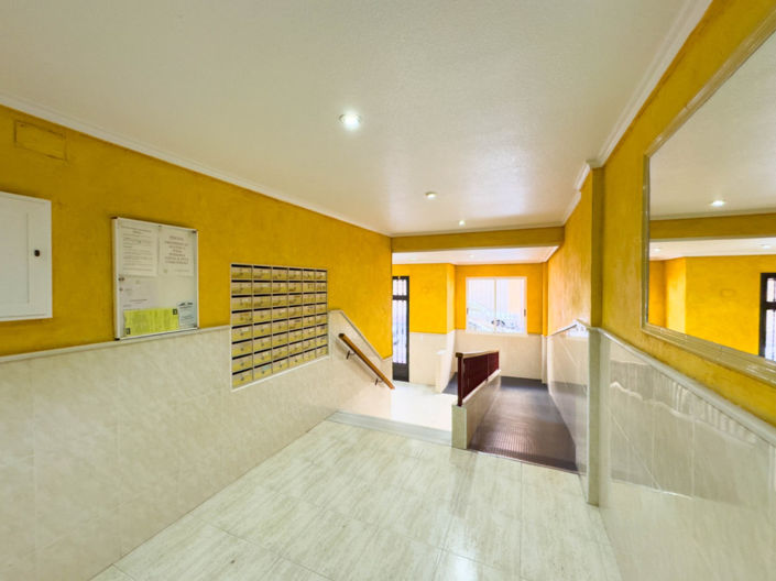 Image No.31-2 Bed Apartment for sale