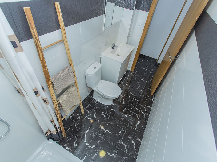 Image No.28-2 Bed Apartment for sale