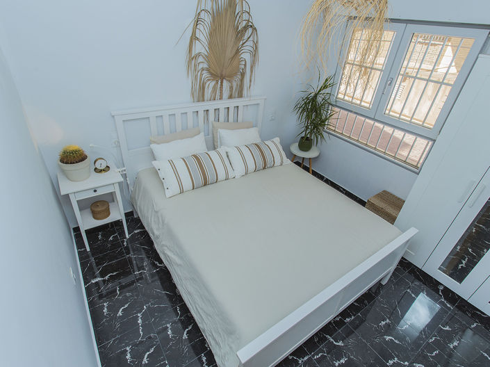 Image No.34-2 Bed Apartment for sale