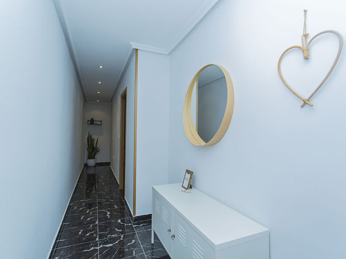 Image No.44-2 Bed Apartment for sale