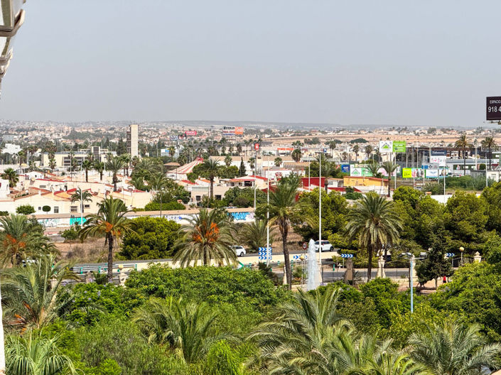 Image No.24-2 Bed Apartment for sale