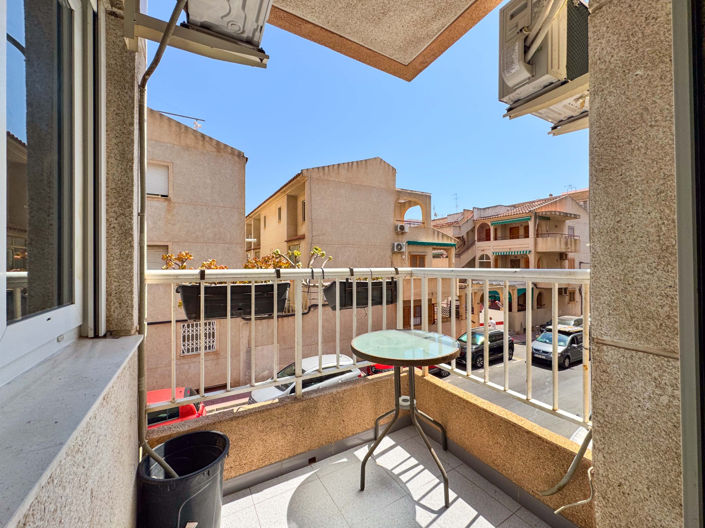 Image No.10-2 Bed Apartment for sale