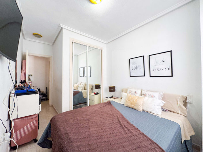 Image No.12-2 Bed Apartment for sale