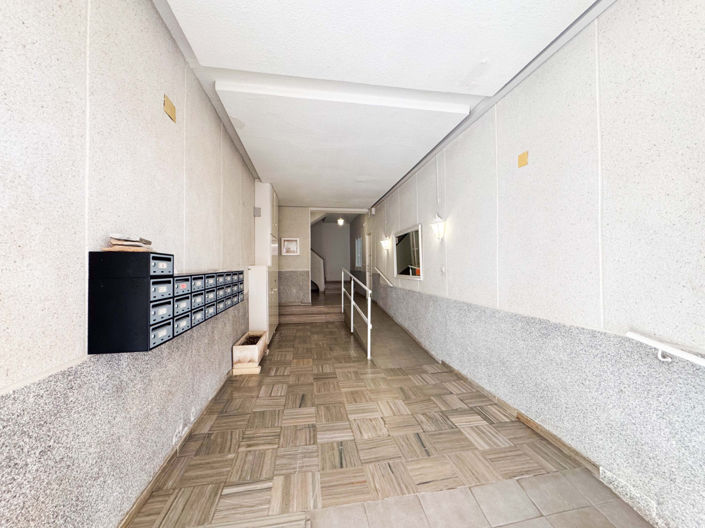 Image No.38-4 Bed Apartment for sale