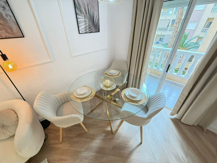 Image No.8-2 Bed Apartment for sale