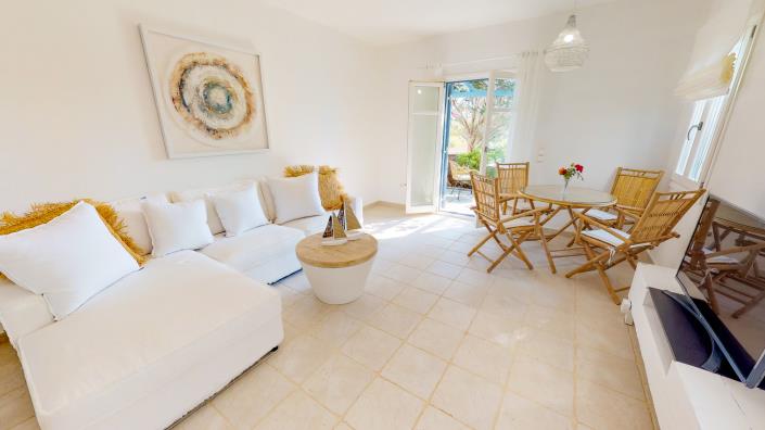 Image No.10-2 Bed Apartment for sale