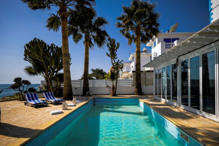 Image No.6-Villa / Détaché de 4 chambres à vendre à Zygi