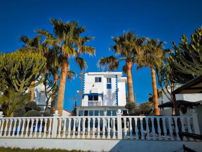 Image No.4-Villa / Détaché de 4 chambres à vendre à Zygi