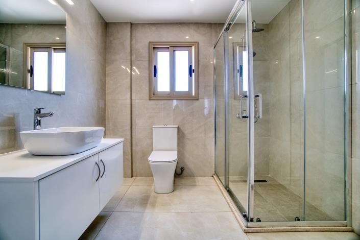 Image No.13-3 Bed Villa / Detached for sale