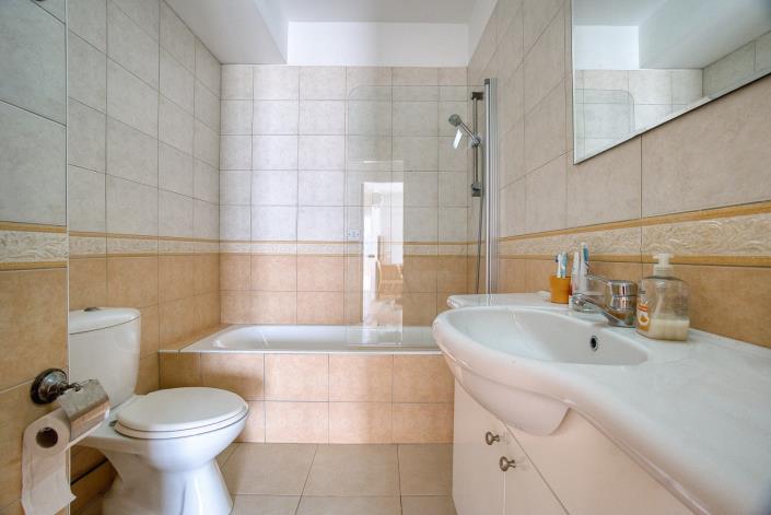 Image No.14-2 Bed Apartment for sale