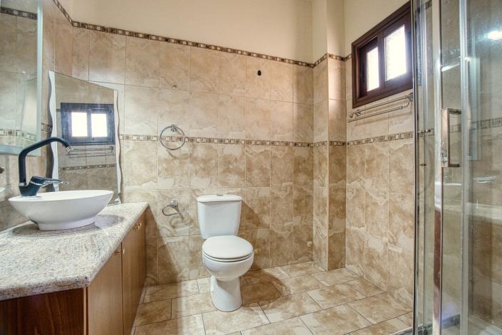 Image No.20-4 Bed Villa / Detached for sale