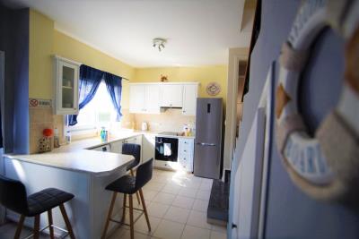 132302-semi-detached-villa-for-sale-in-kato-paphos-universal_orig