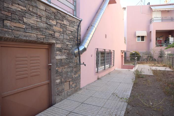 Image No.7-Jumelé de 3 chambres à vendre à Loutraki