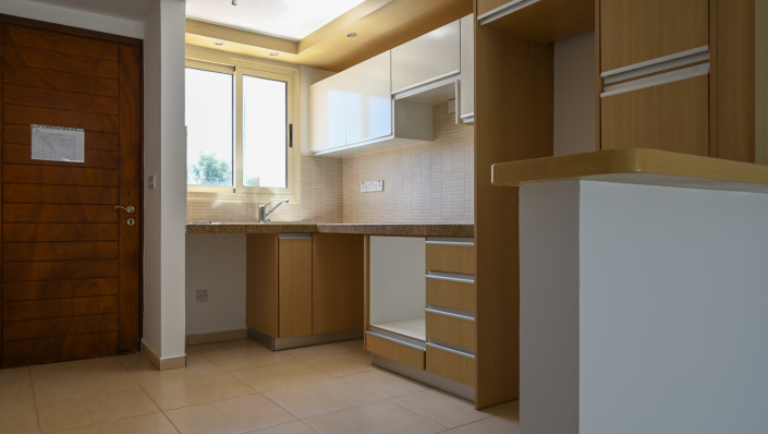 Image No.6-2 Bed Townhouse for sale