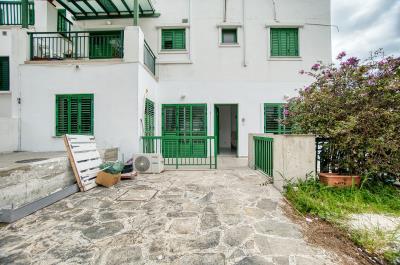 661946-detached-villa-for-sale-in-select-location_orig