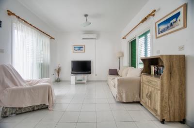 661937-detached-villa-for-sale-in-select-location_orig