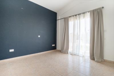 734929-detached-villa-for-sale-in-kissonerga_orig