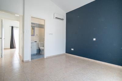 734930-detached-villa-for-sale-in-kissonerga_orig