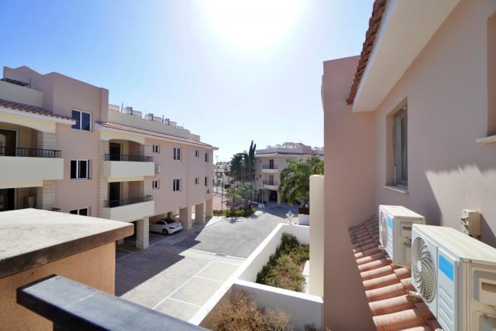 Image No.2-Appartement de 2 chambres à vendre à Tersefanou