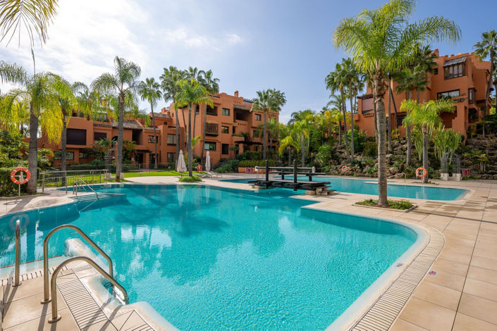 Image No.18-3 Bed Apartment for sale