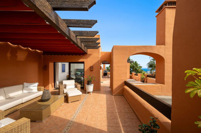 8-e64a9055bba3e77ac8aca3b893cdf826