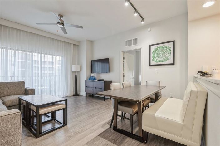 Image No.11-Propriété de 2 chambres à vendre à Winter Garden