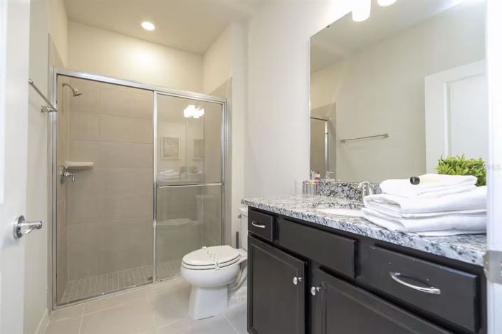 Image No.24-5 Bed Townhouse for sale