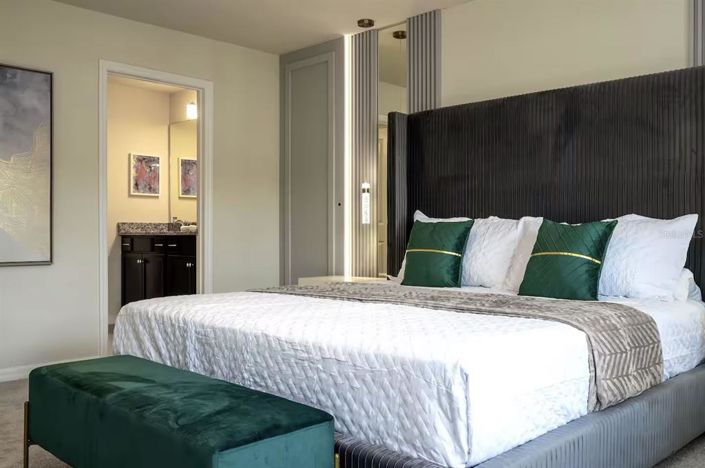 Image No.39-5 Bed Townhouse for sale