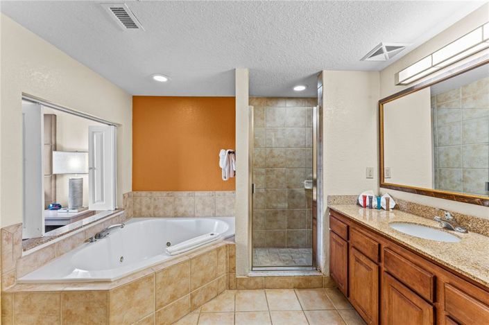 Image No.21-2 Bed Property for sale